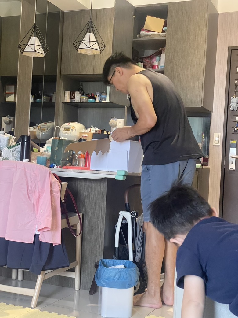 萬聖節變裝DIY暴龍造型 萬聖節變裝DIY暴龍造型